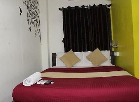 Hotel Saffron Inn Mumbai Dış mekan fotoğraf